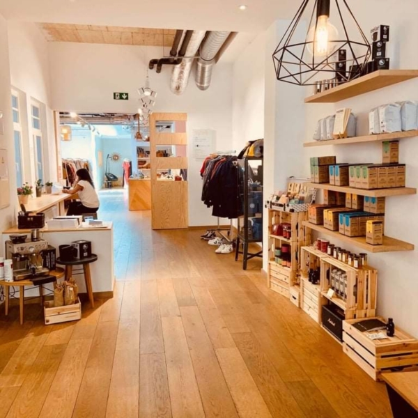 Image 2 : Café, thé à Luxembourg : Knopes Cafés