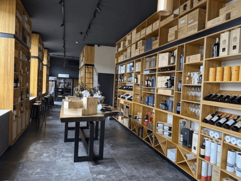 Image 11 : Vin à Lintgen : Caves au Porto Roi - MP