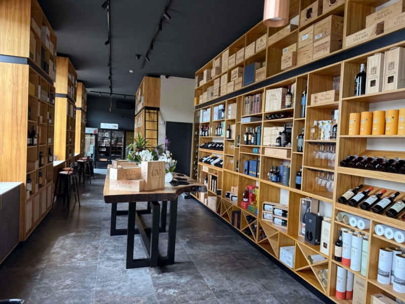 Image 14 : Vin à Lintgen : Caves au Porto Roi - MP